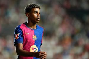 青春无敌！18岁之前欧冠打进4球，亚马尔是赛事历史首人